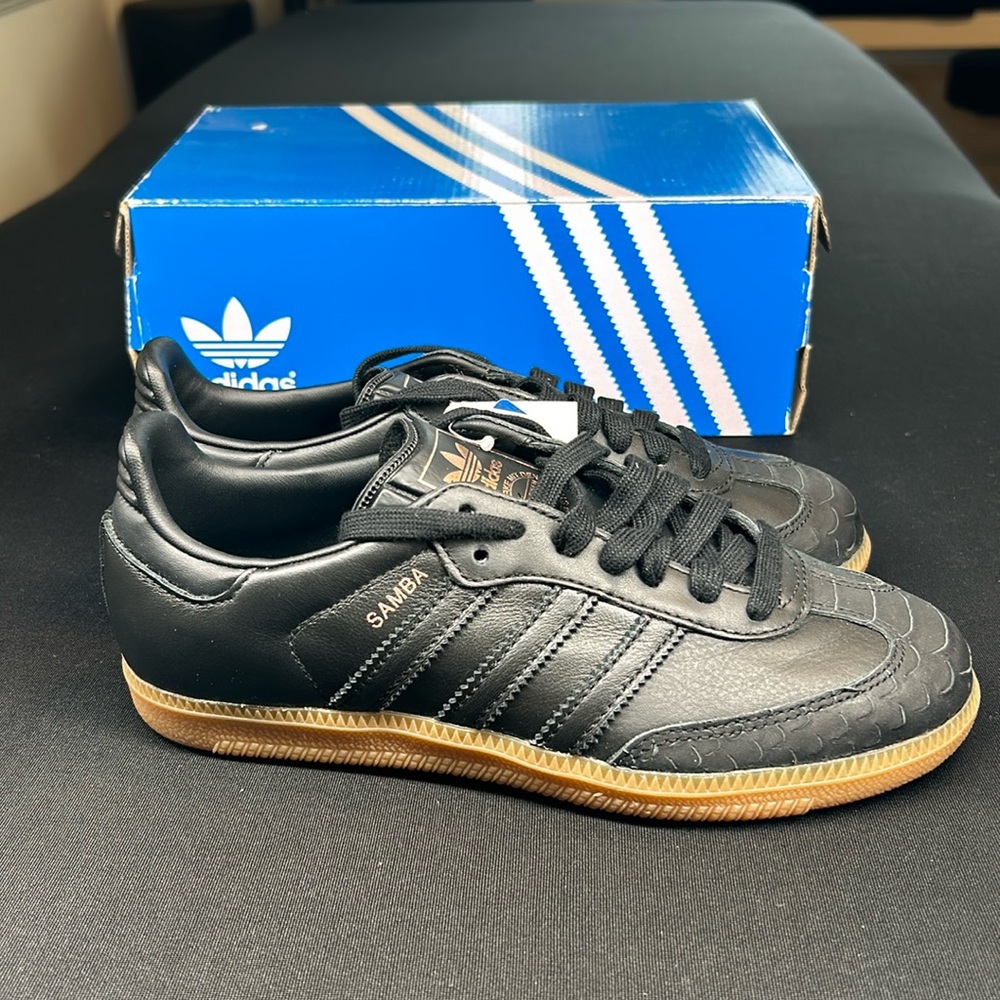 Adidas Samba W Core Women’s Black Gum & Rose Gold